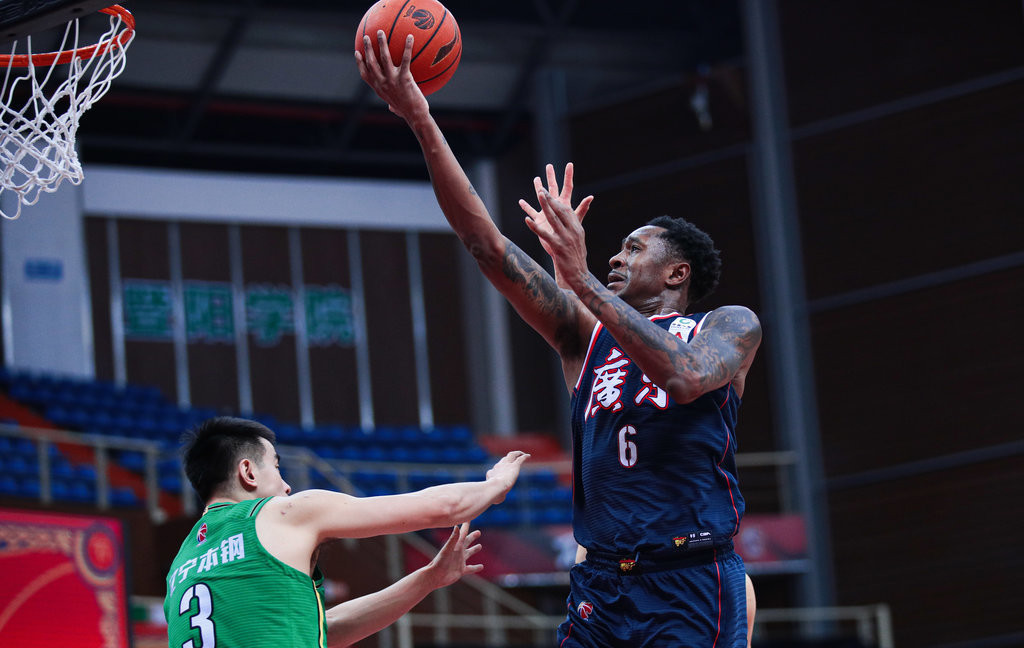 体操季后赛上演强强对话，江南霹雳队大胜东海天虎队，战术调整见效；逆风翻盘的范本的简单介绍-九游体育